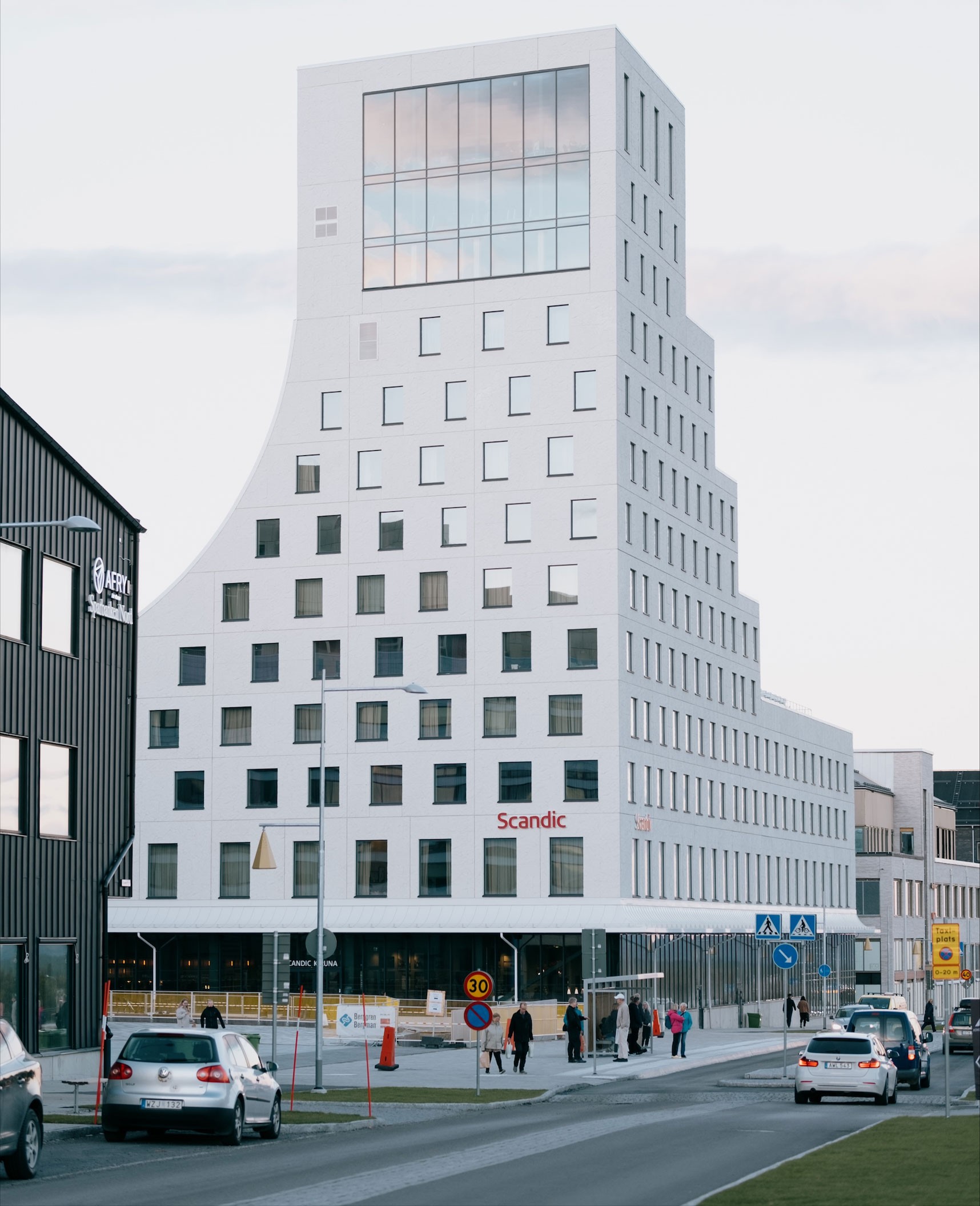 The facade representing the mountain Kebnekaise.