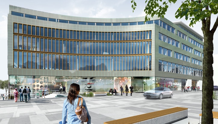 Uppsala Entré Hotel, Offices and Retail space Modernes Geschäftsgebäude mit großen Glasfenstern, geschäftigen Fußgängern und geparkten Autos draußen.