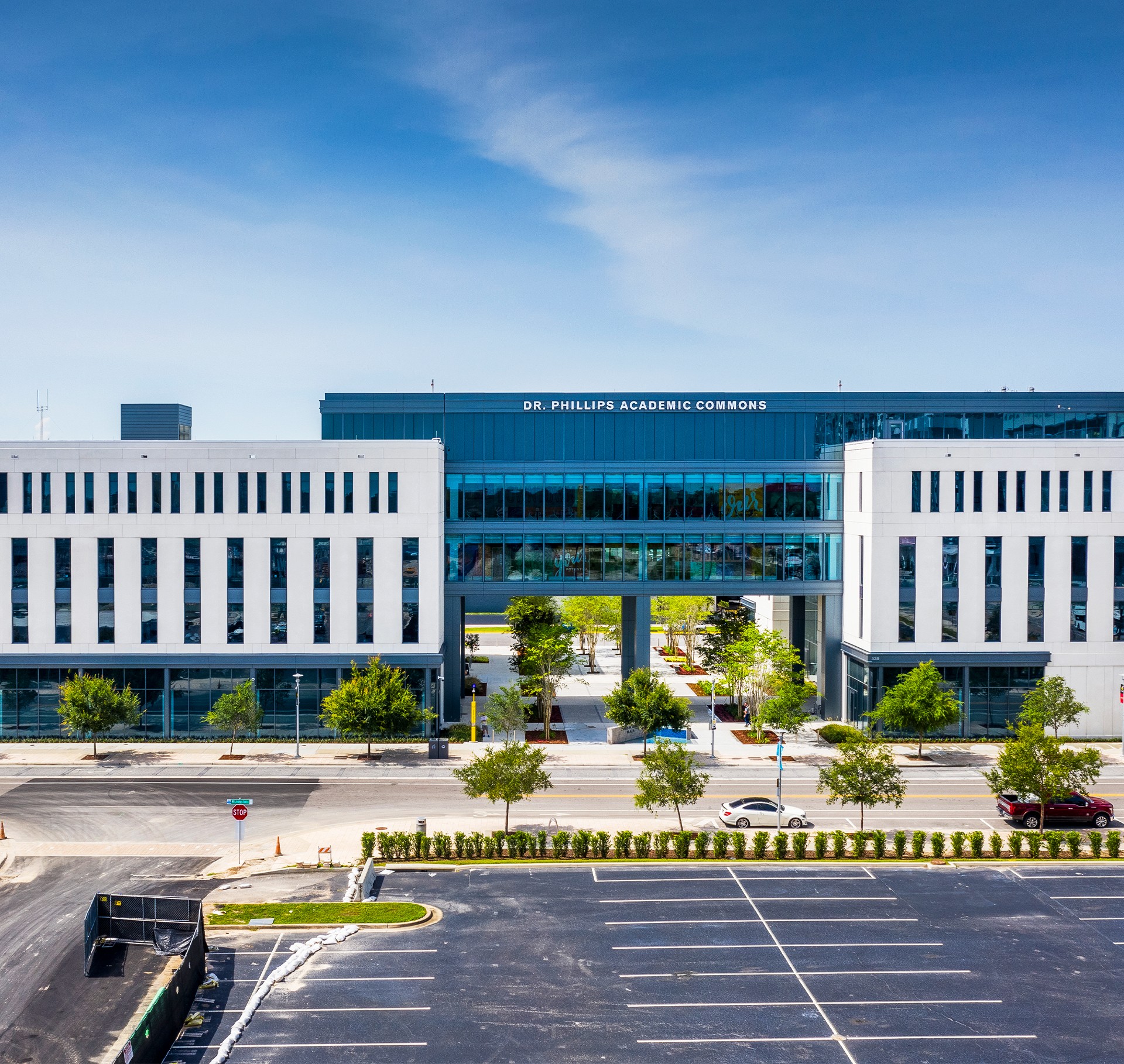 Ucf Tech Commons University of Central Florida, Dr. Phillips Academic Commons | Skanska ...