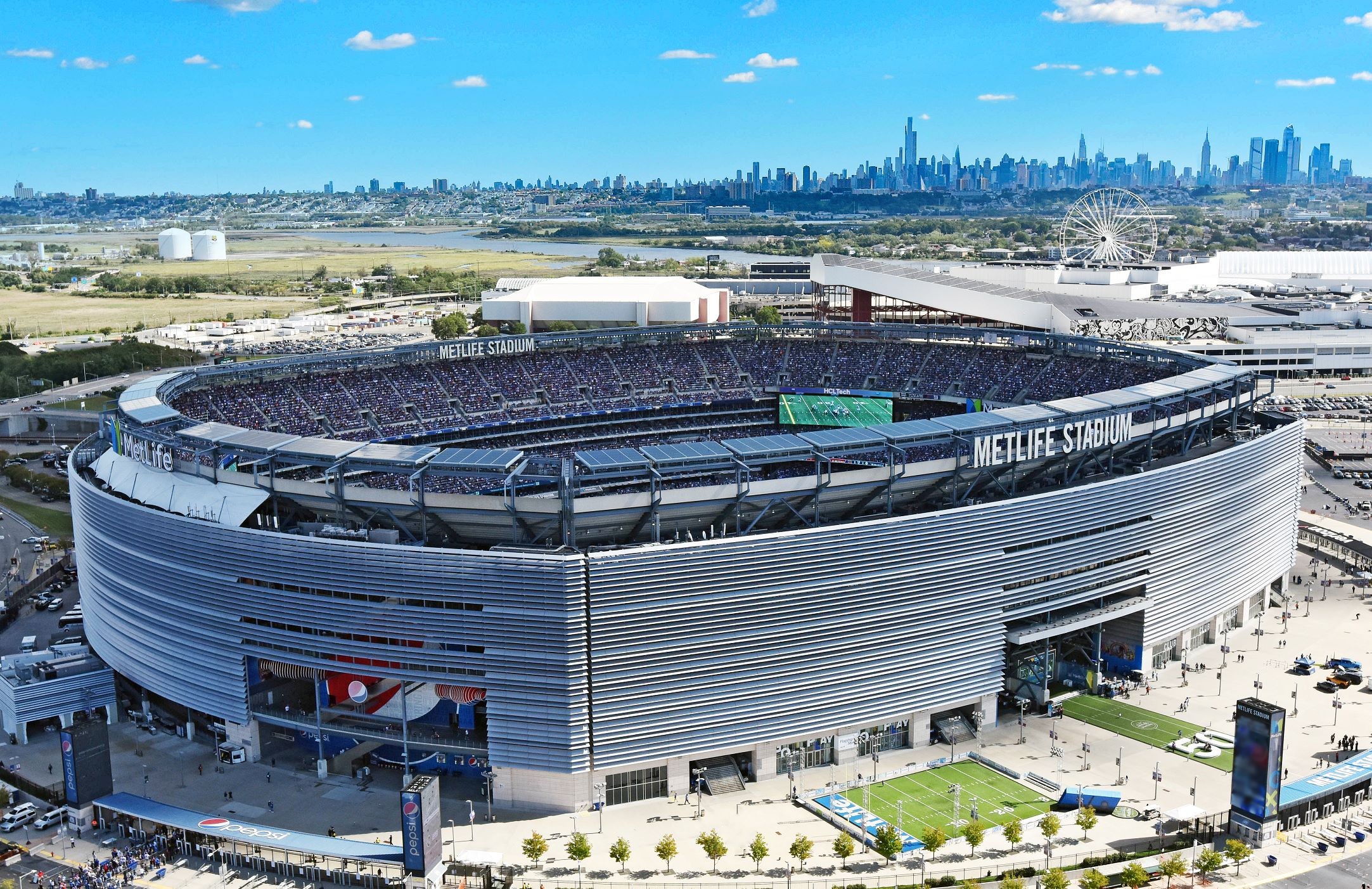 MetLife Stadium_NYC skyline MetLife Stadium_NYC skyline