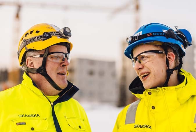 2+1-oppisopimusmalli on osoittautunut rakennusalan opiskelijoille erinomaiseksi väyläksi paitsi opintojen suorittamiseen myös niiden jälkeiseen työllistymiseen.