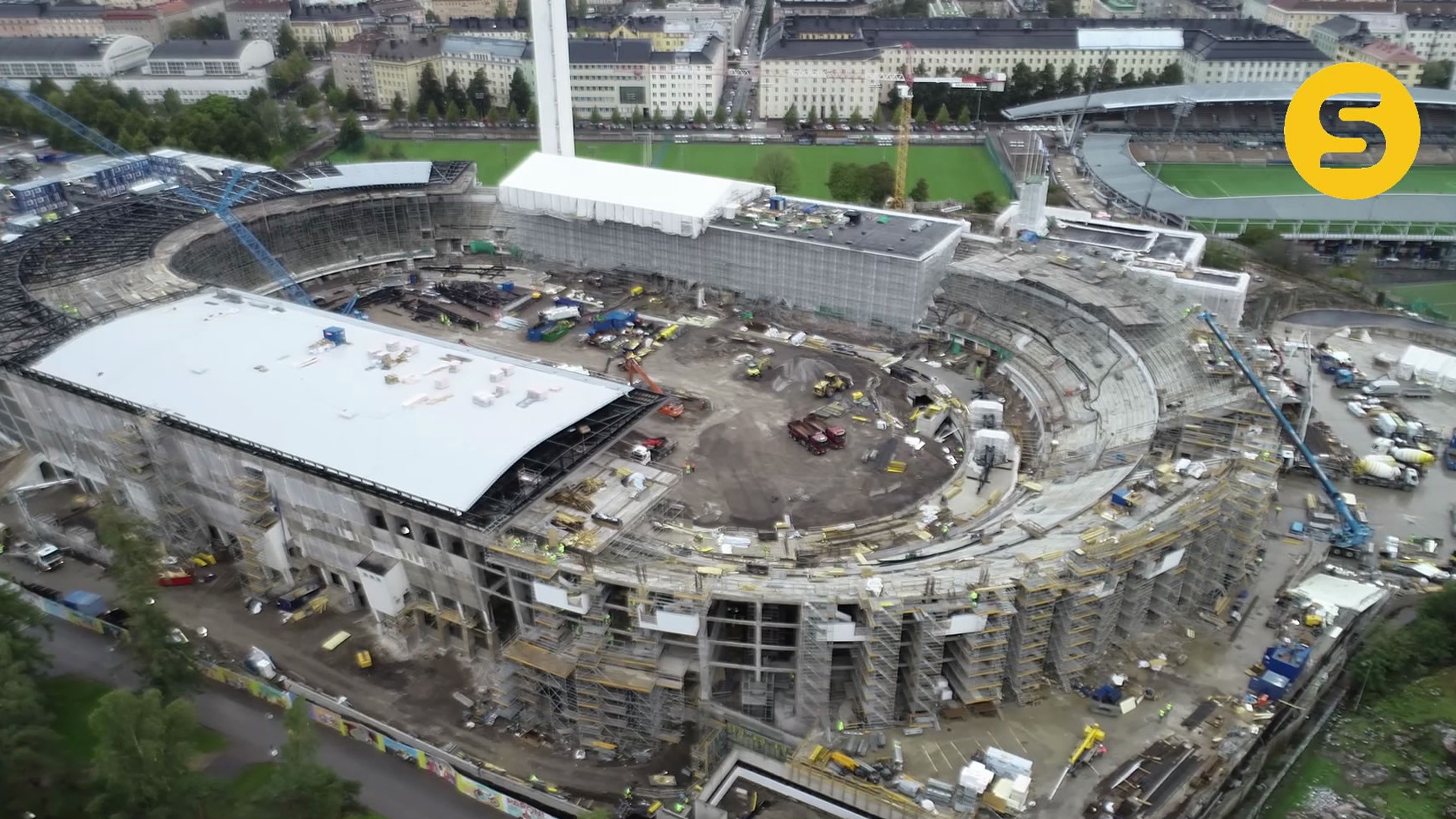 Dronella otettu valokuva Olympiastadionista Töölön suuntaan syyskuulta 2018