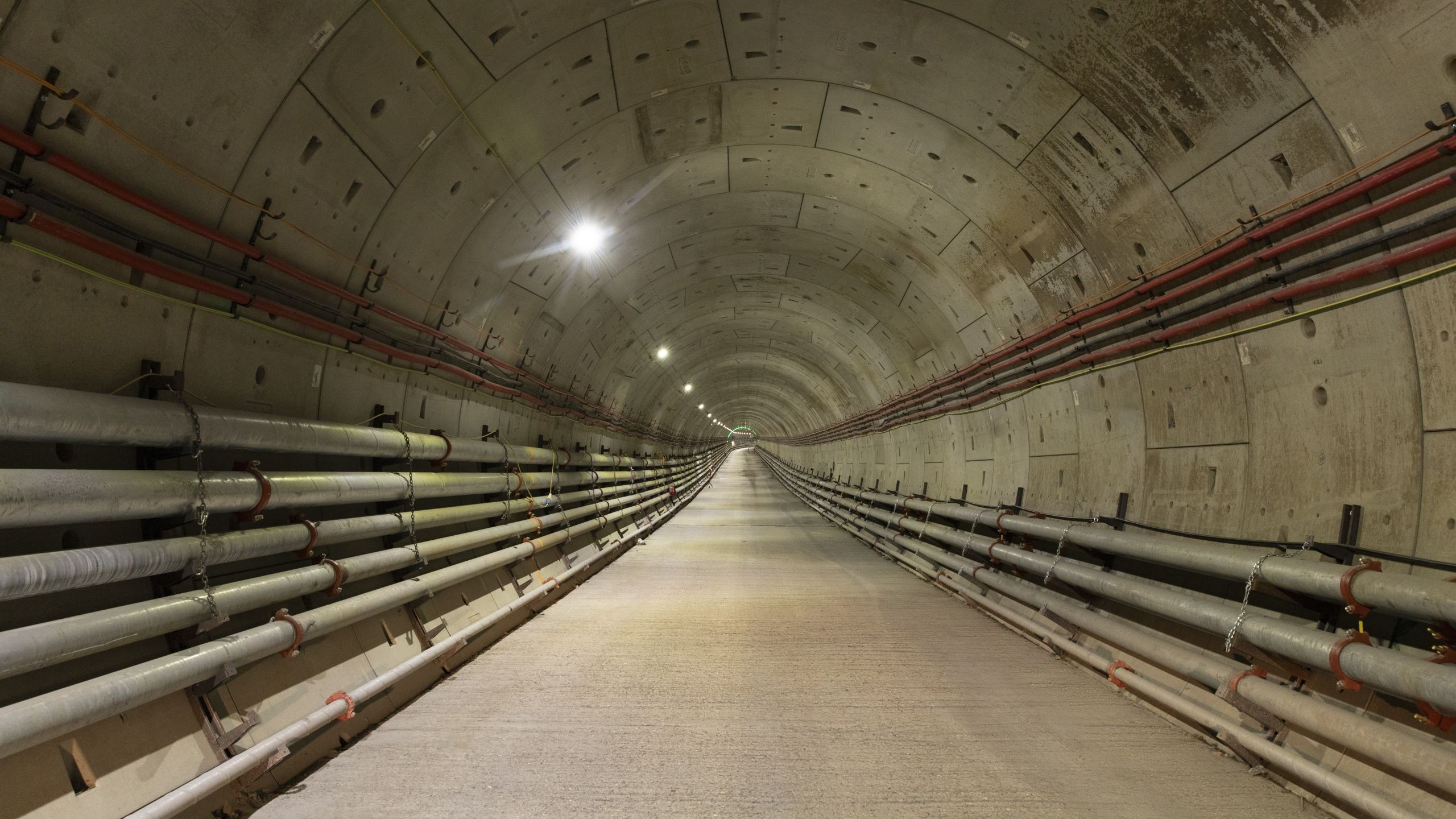 Inside one of our seven tunnels - Old Oak Common to Euston Inside one of our seven tunnels - Old Oak Common to Euston
