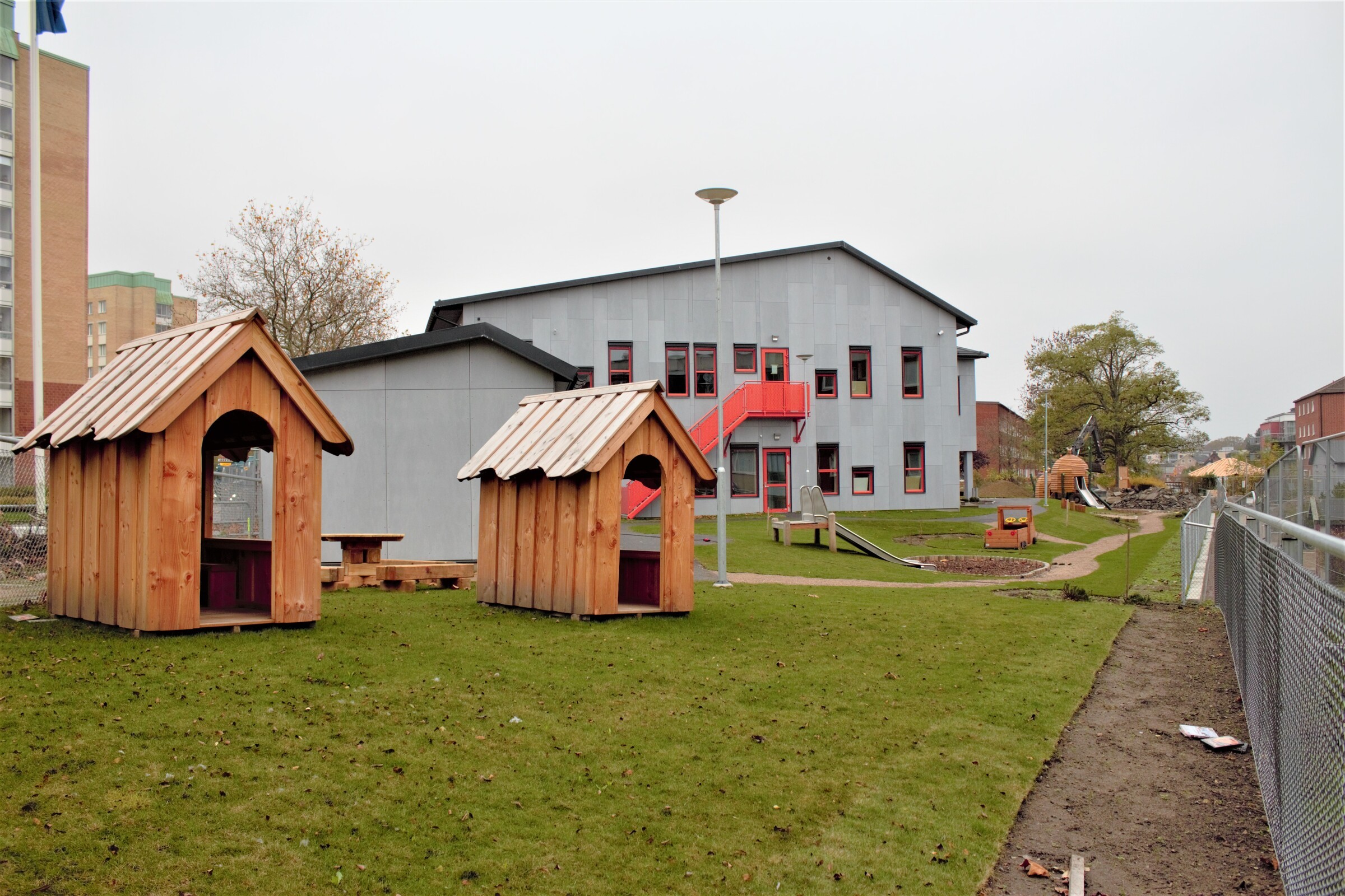 I Arlöv har vi byggt Grönebo förskola på uppdrag av Burlöv kommun. Grönebo förskola fotad utifrån.
