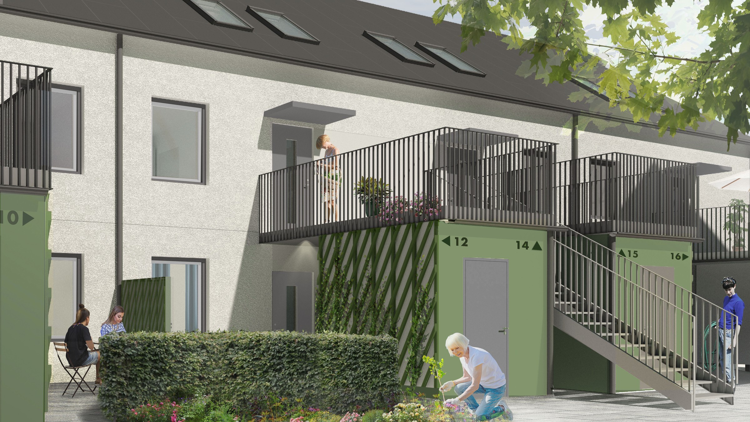 Modern lägenhetsbyggnad med utvändiga trappor, balkonger och människor som njuter av den anlagda trädgården.