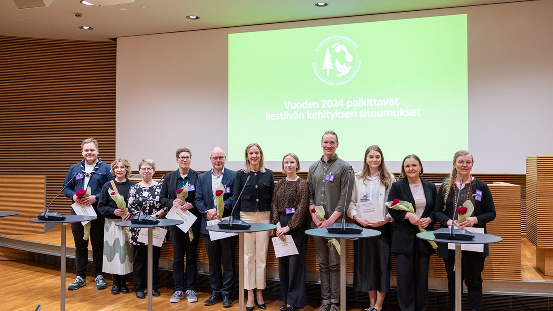 VNK_Seminaari_Green_Deal_Sopimus_Kuva_ Erika Lindblom_valtioneuvoston kanslia_1920x1080 Tila ja tulevaisuus -seminaarissa keskiviikkona 7. toukokuuta palkittiin parhaat vapaaehtoiset Kiertotalouden green deal -sopimukset.