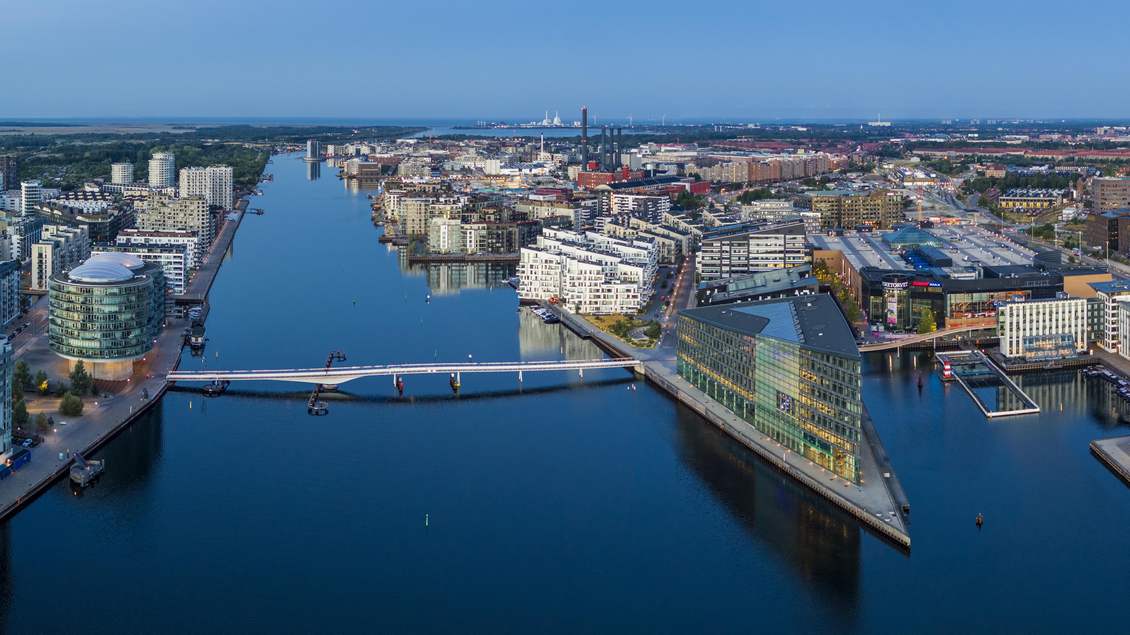 We create value for investors and urban areas