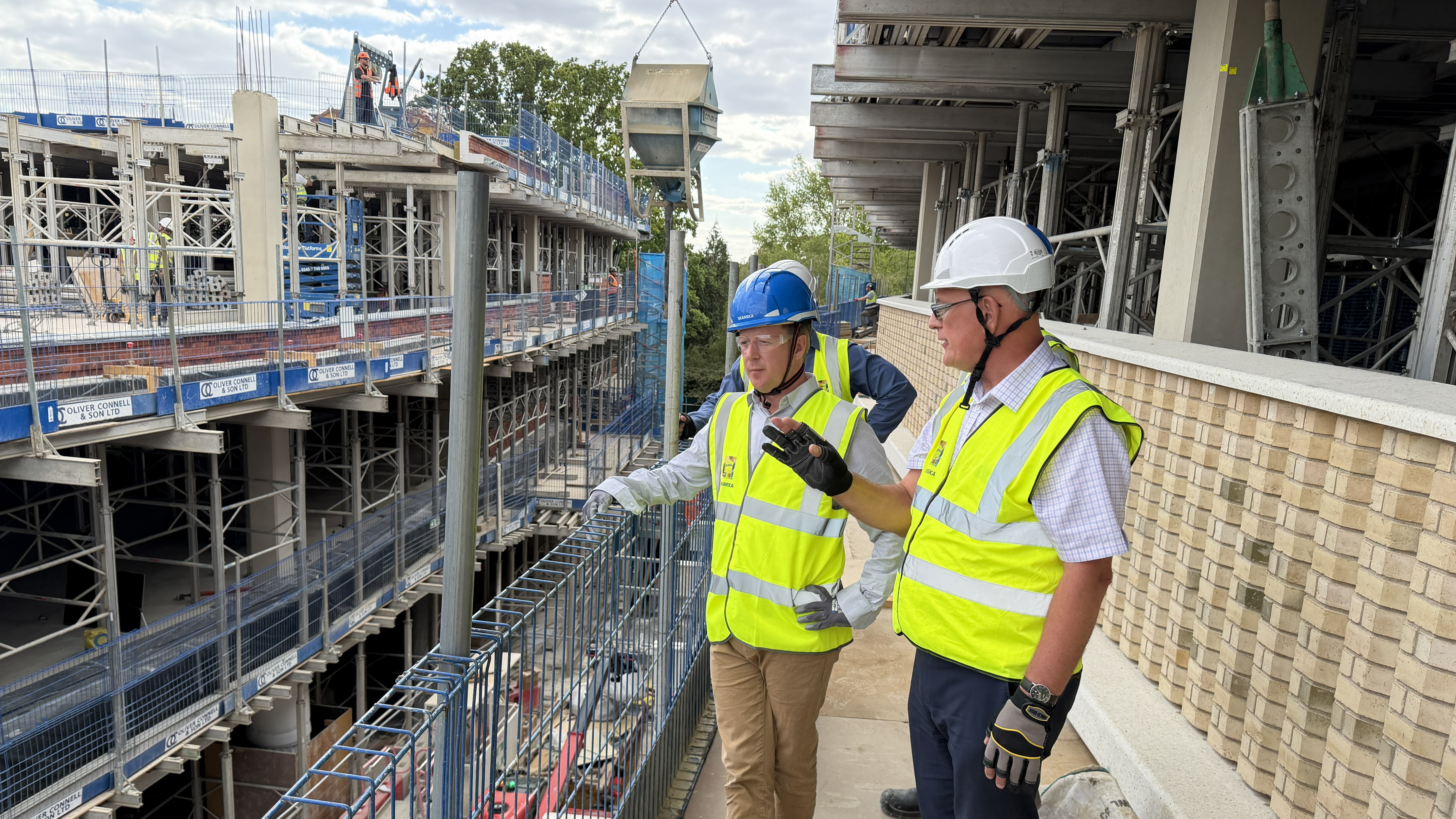 Mayor of Cambridgeshire and Peterborough meets project director Graham Mercer