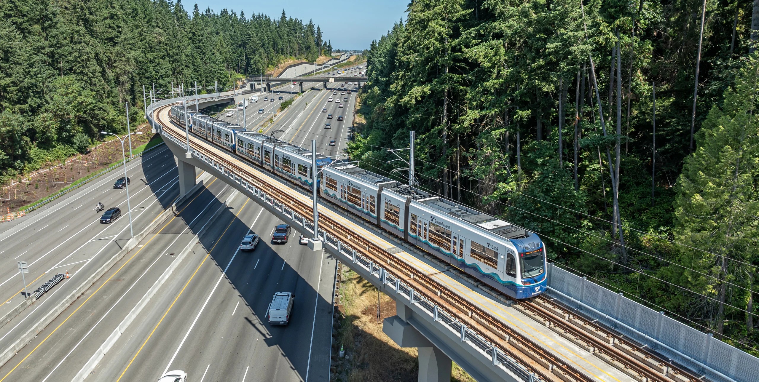 Lynnwood Link Extension (L300) opens new routes to connect greater